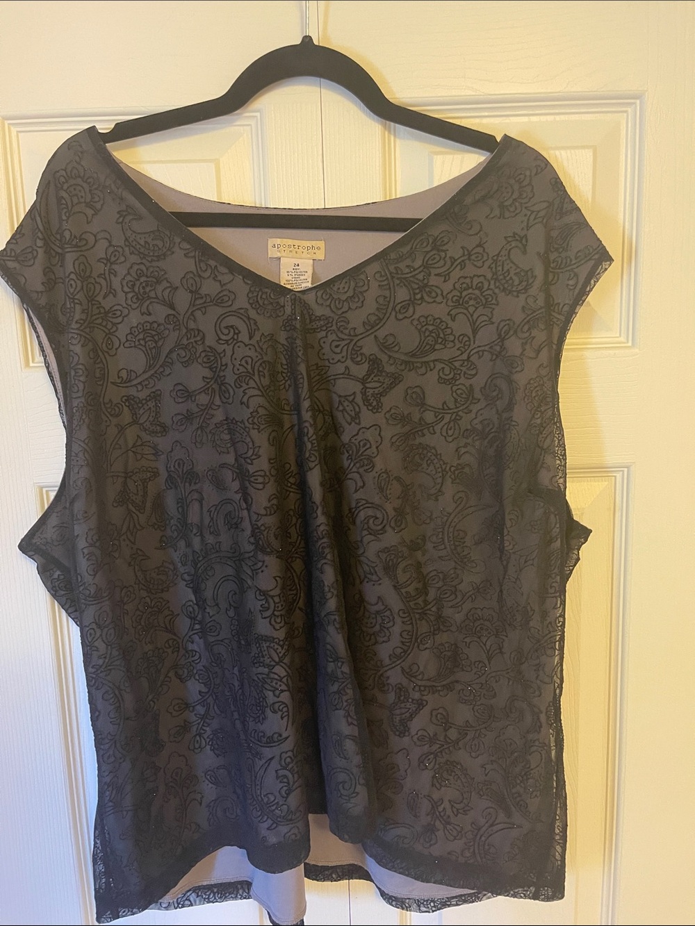 Apostrophe Black Floral Lace Overlay Shell Top